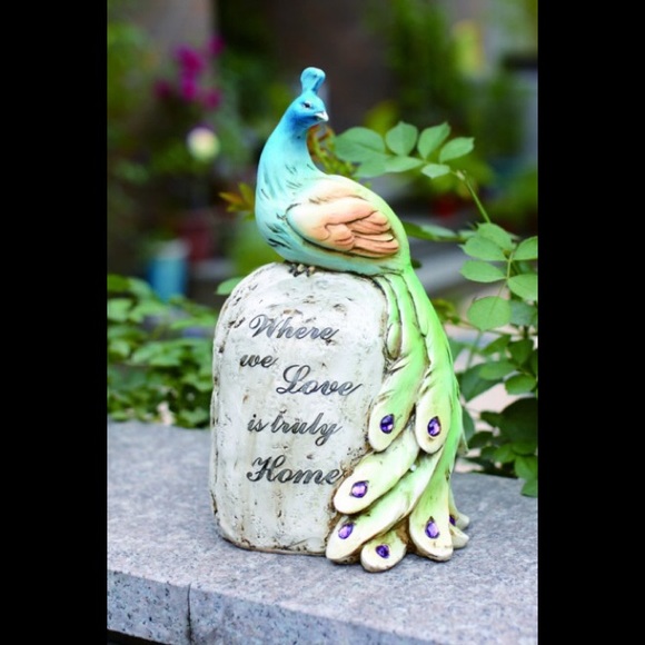 NWT Peacock on stone indoors outdoors P4623 - Picture 1 of 1